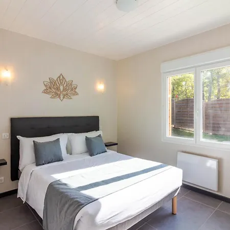 2 De L'oree Du Bois Semesterbostad