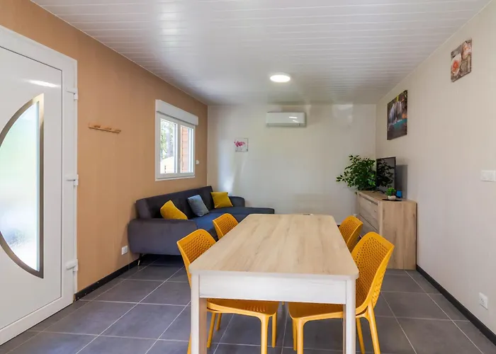 2 De L'oree Du Bois Feriehus Thenon